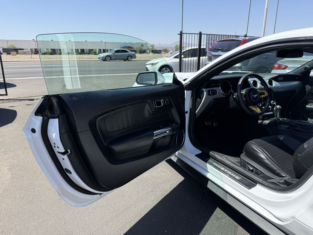 2016 Ford Mustang Image 9