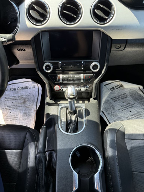 2016 Ford Mustang Image 21