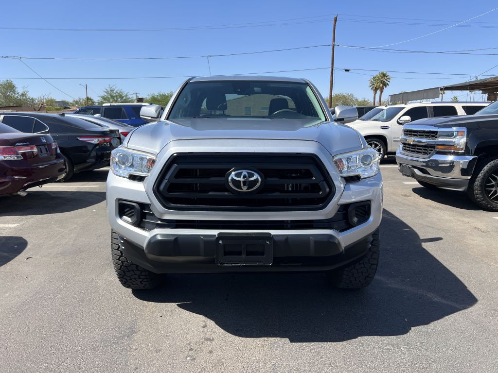 2020 Toyota Tacoma Image 2