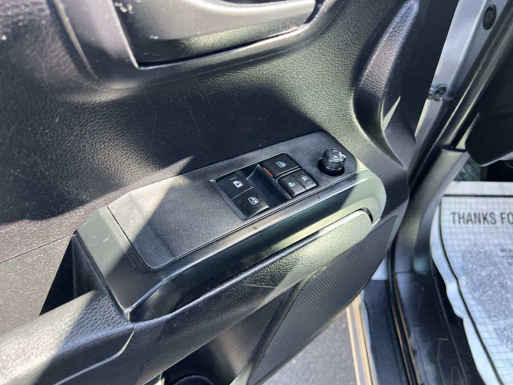 2020 Toyota Tacoma Image 18