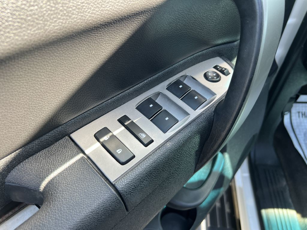 2011 Chevrolet Silverado 1500 Image 16