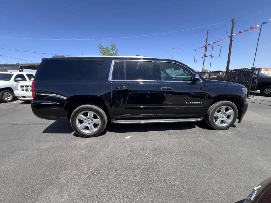 2018 Chevrolet Suburban Image 4