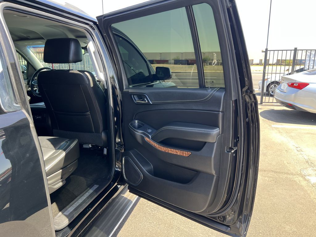 2018 Chevrolet Suburban Image 16