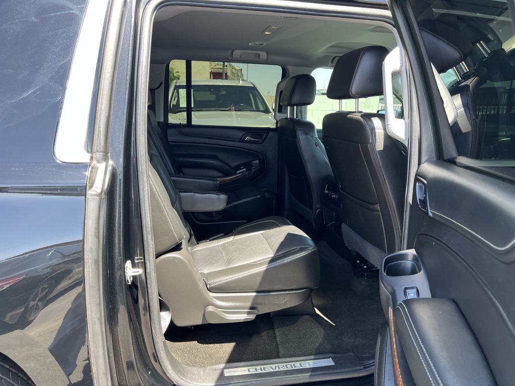 2018 Chevrolet Suburban Image 17