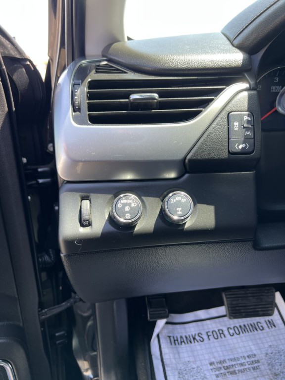 2018 Chevrolet Suburban Image 23