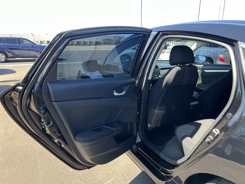 2018 Honda Civic Image 10