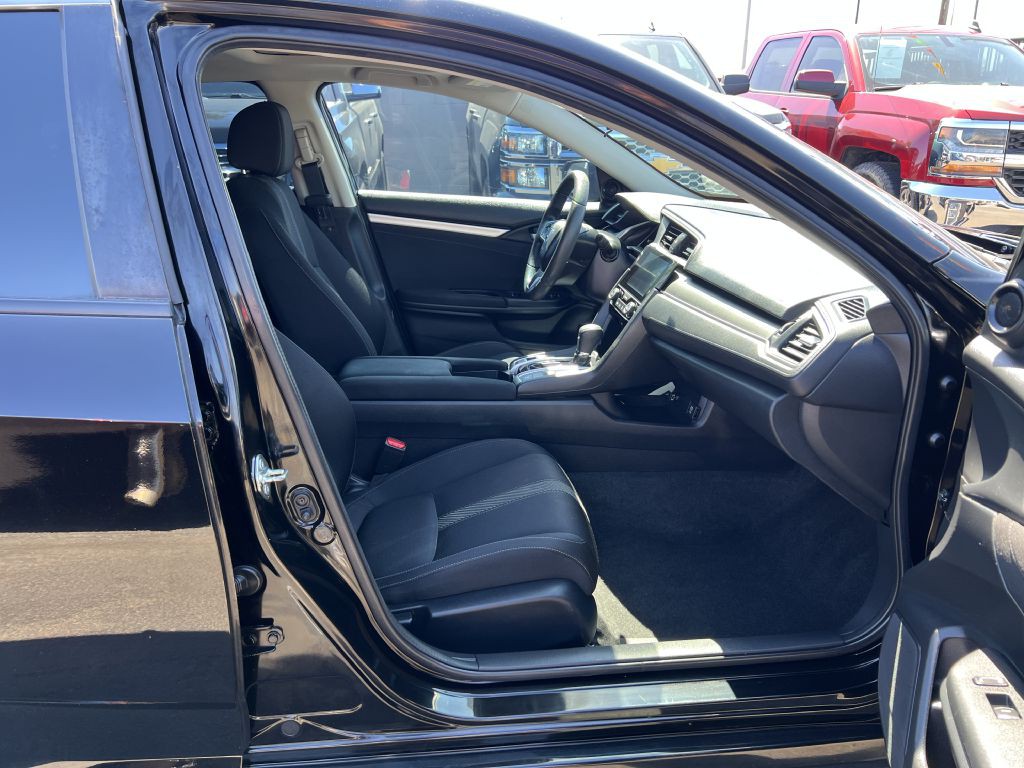 2018 Honda Civic Image 16