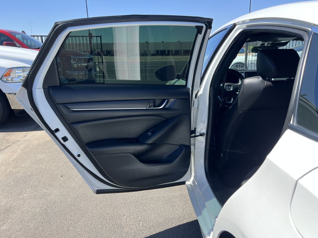 2020 Honda Accord Image 11