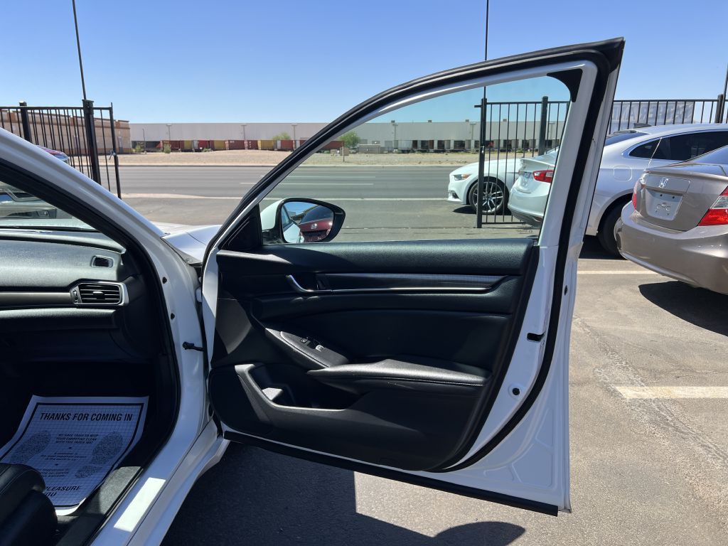 2020 Honda Accord Image 15