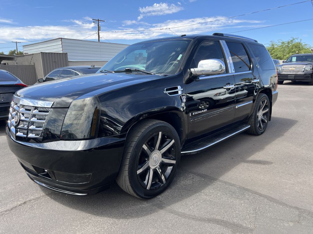 2007 Cadillac Escalade Image 1