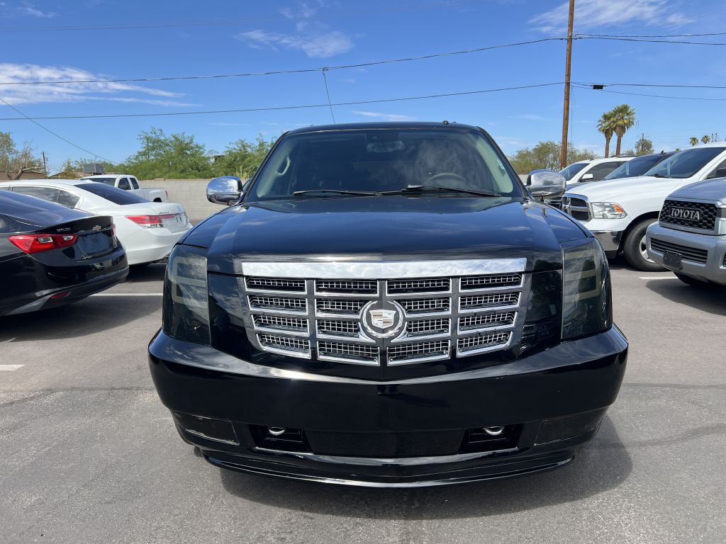 2007 Cadillac Escalade Image 2