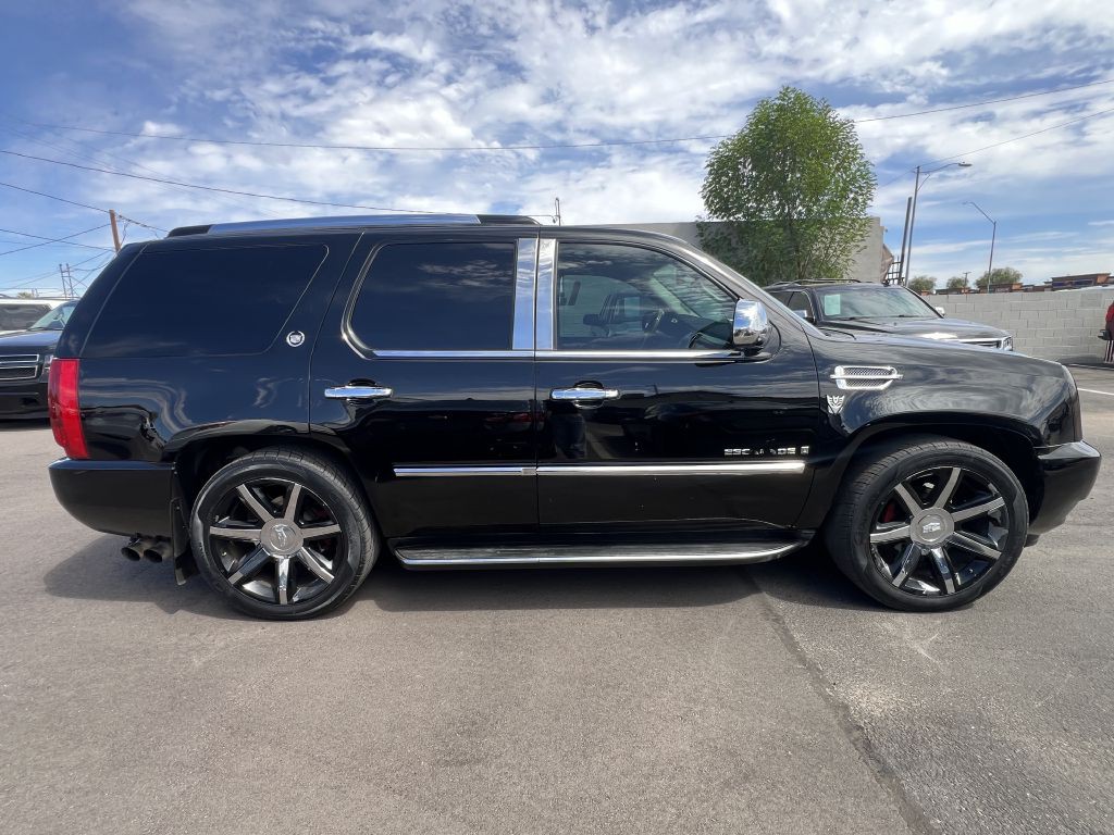 2007 Cadillac Escalade Image 4