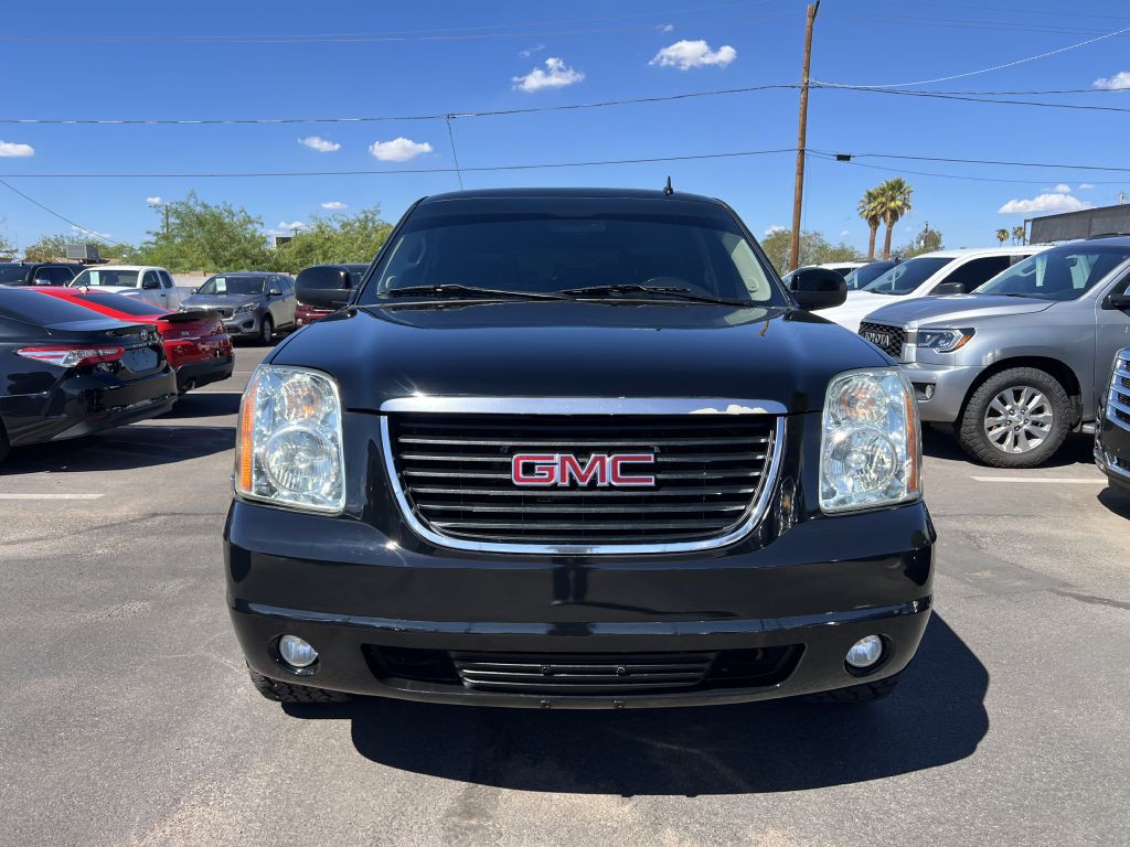 2012 GMC Yukon Image 2