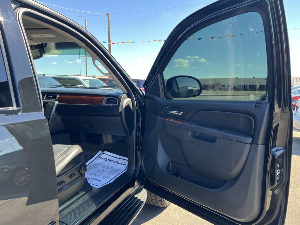 2012 GMC Yukon Image 18