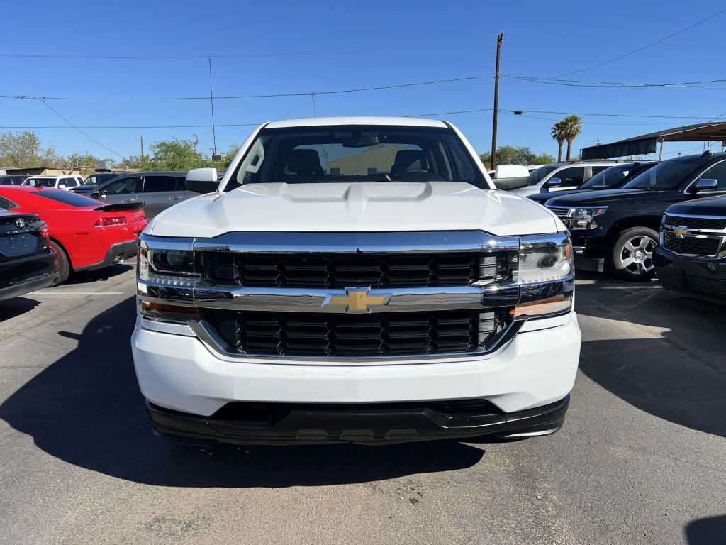 2019 Chevrolet Silverado 1500 Image 2