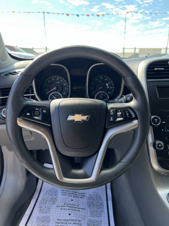 2015 Chevrolet Malibu Image 18