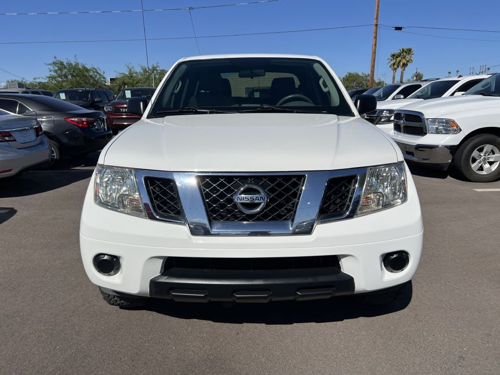 2014 Nissan Frontier Image 2