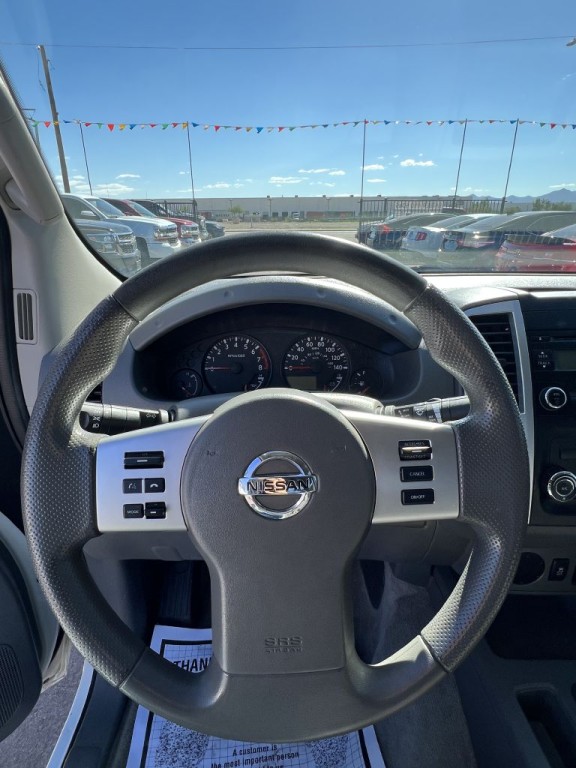2014 Nissan Frontier Image 17