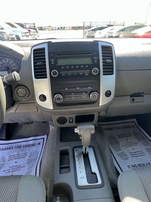 2014 Nissan Frontier Image 18