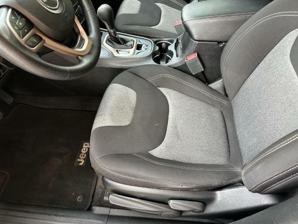 2018 Jeep Cherokee Image 4