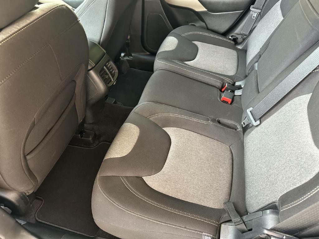 2018 Jeep Cherokee Image 11