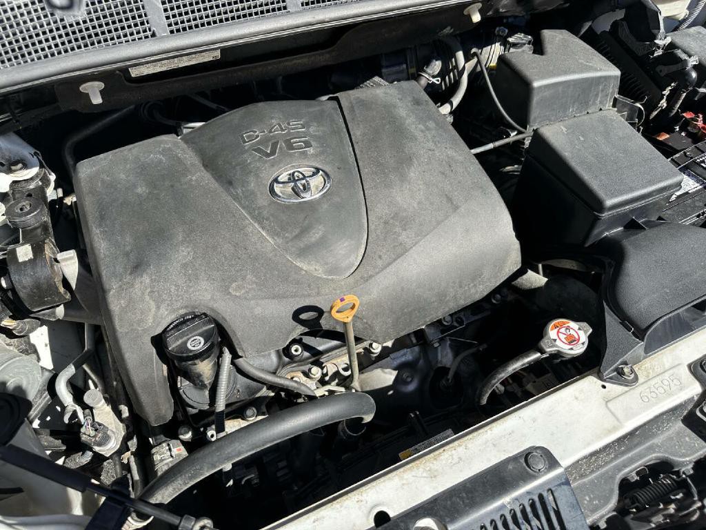 2017 Toyota Sienna Image 18