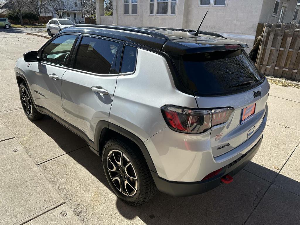 2024 Jeep Compass Image 18