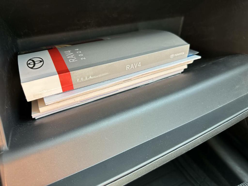 2024 Toyota Rav4 Image 15