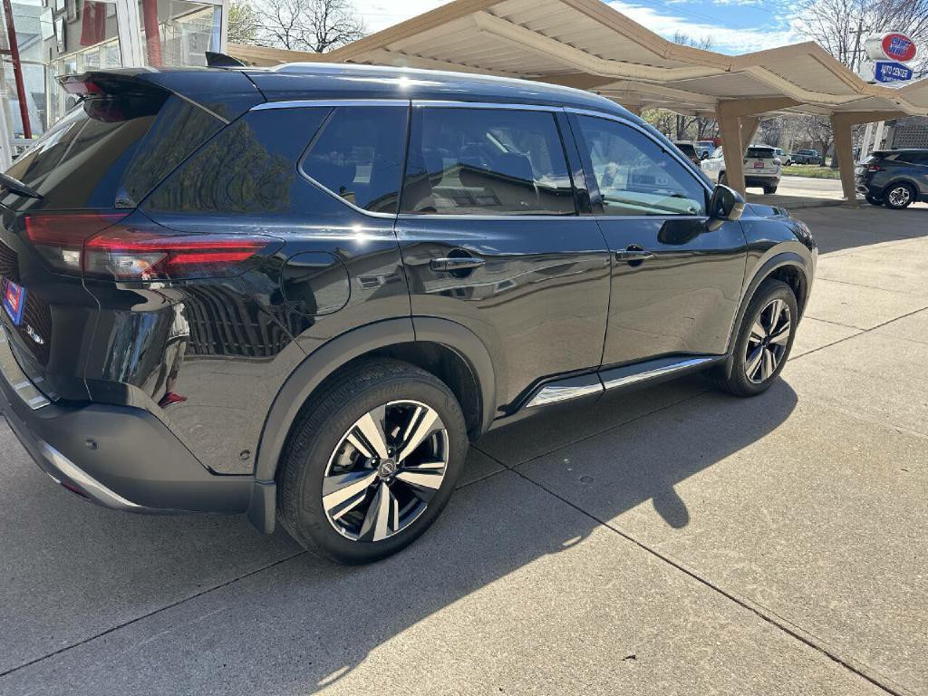 2023 Nissan Rogue Image 18