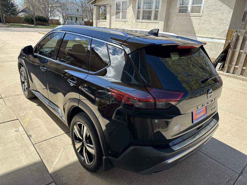 2023 Nissan Rogue Image 19