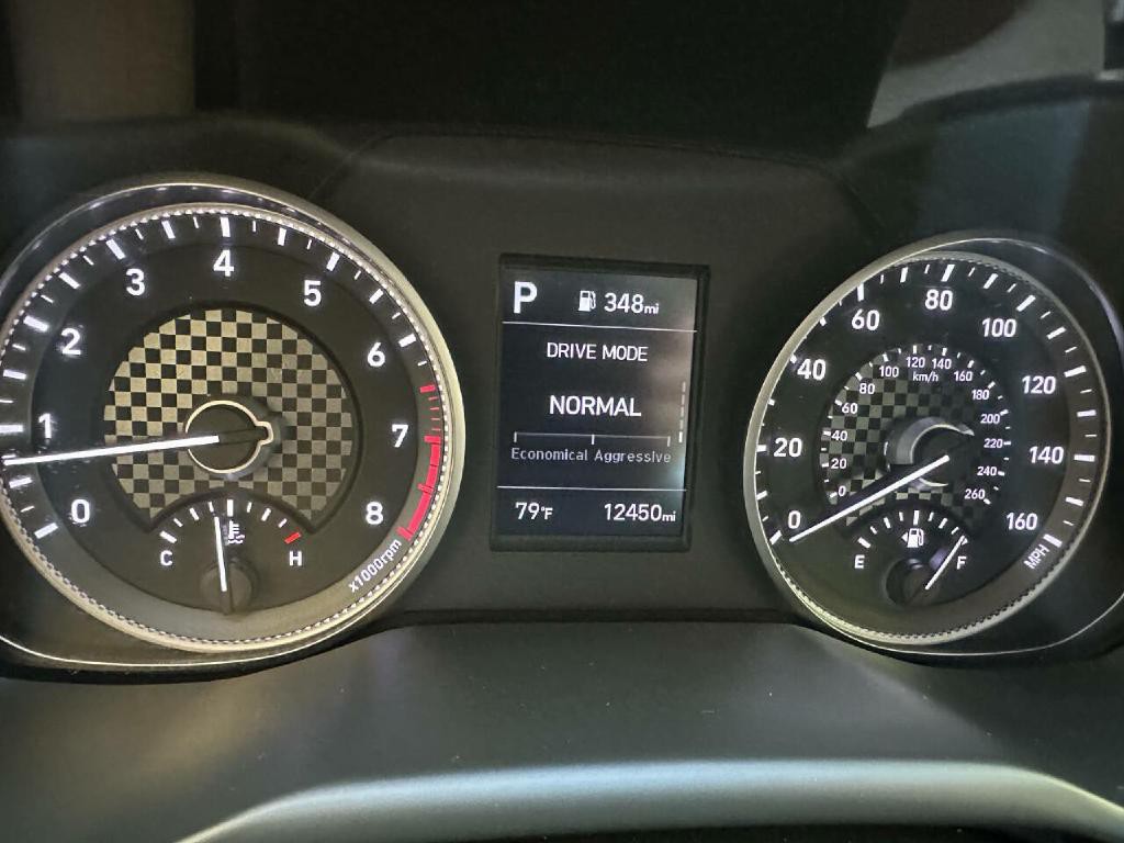 2020 Hyundai Elantra Image 2