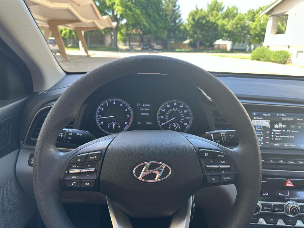 2020 Hyundai Elantra Image 8