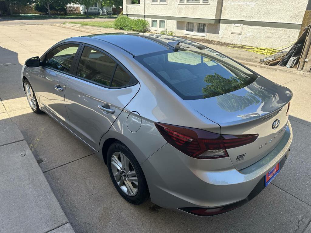 2020 Hyundai Elantra Image 16
