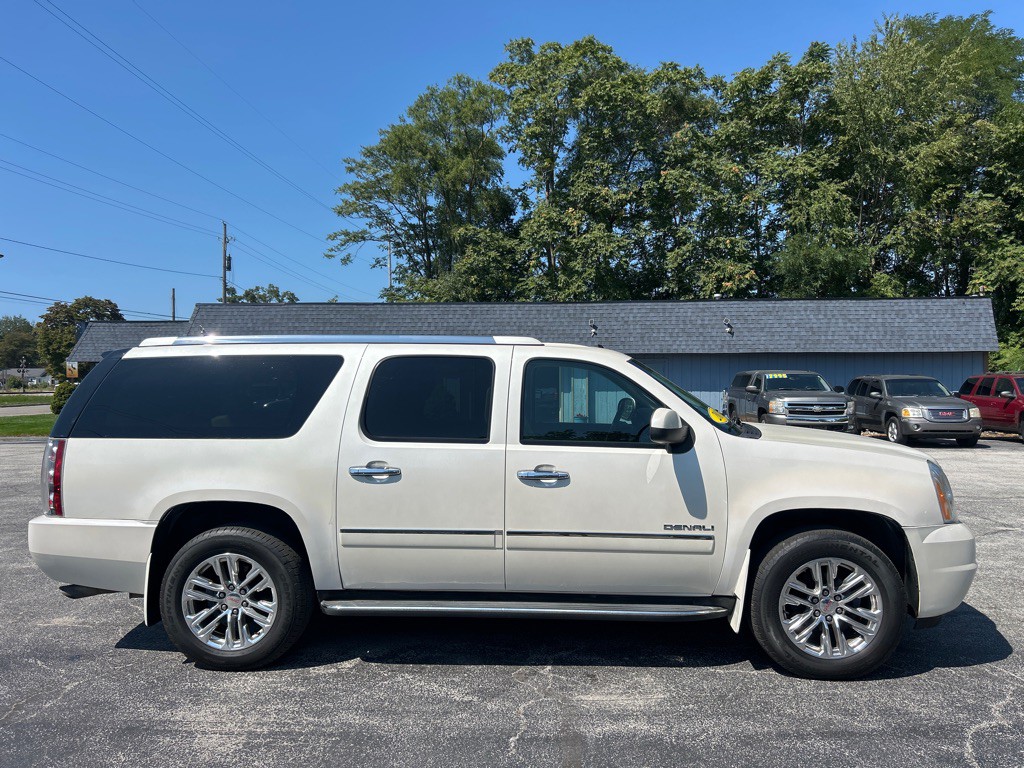 2011 GMC Yukon Image 7