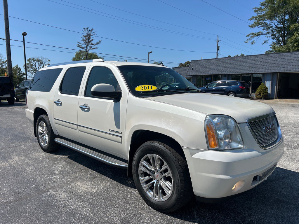 2011 GMC Yukon Image 8