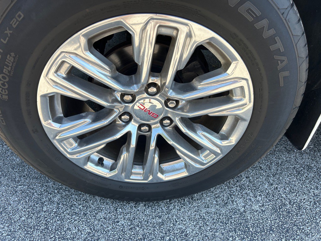 2011 GMC Yukon Image 9