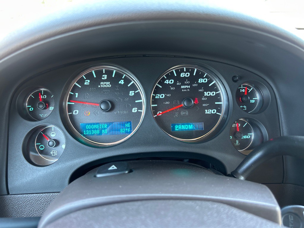 2011 GMC Yukon Image 25