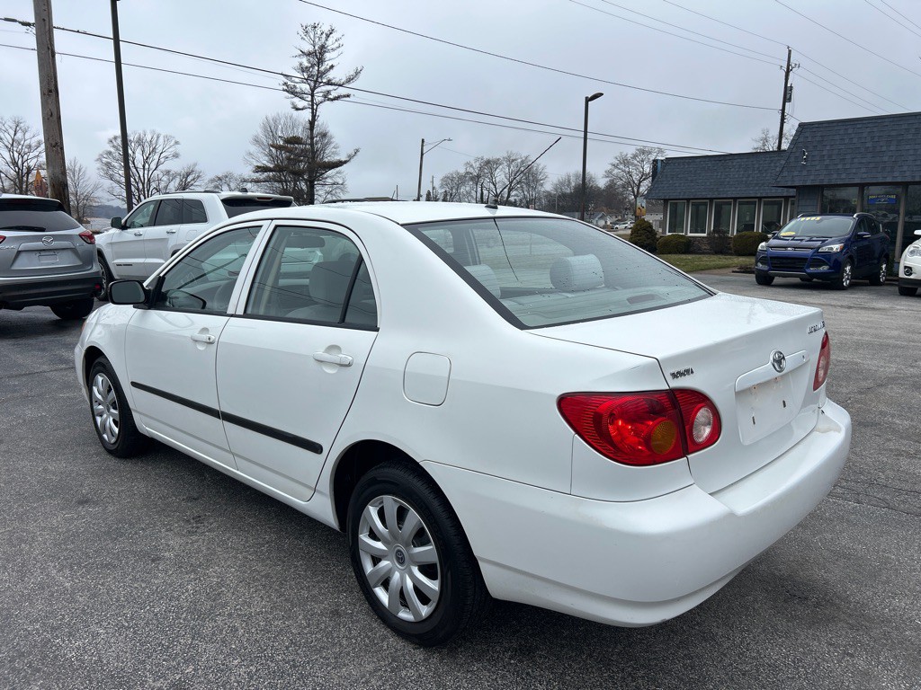 2004 Toyota Corolla Image 4
