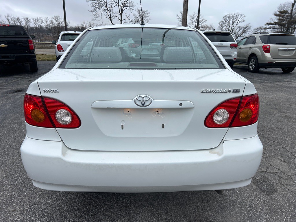 2004 Toyota Corolla Image 5