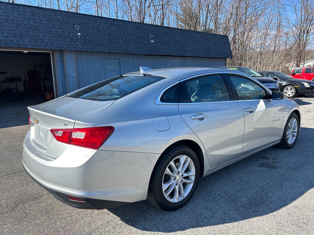 2016 Chevrolet Malibu Image 6