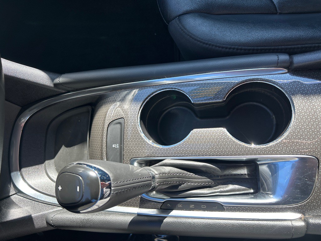 2016 Chevrolet Malibu Image 25