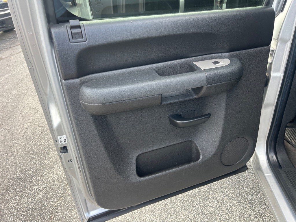 2011 GMC Sierra 1500 Image 17