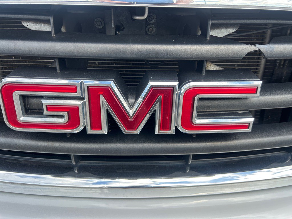 2011 GMC Sierra 1500 Image 34
