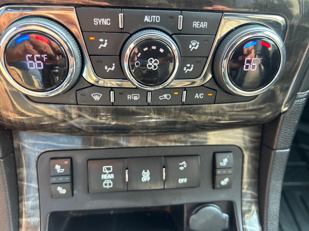 2013 Buick Enclave Image 23