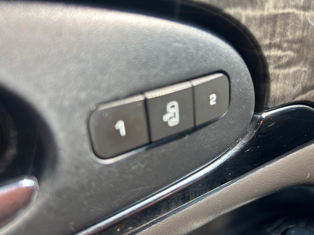 2013 Buick Enclave Image 27