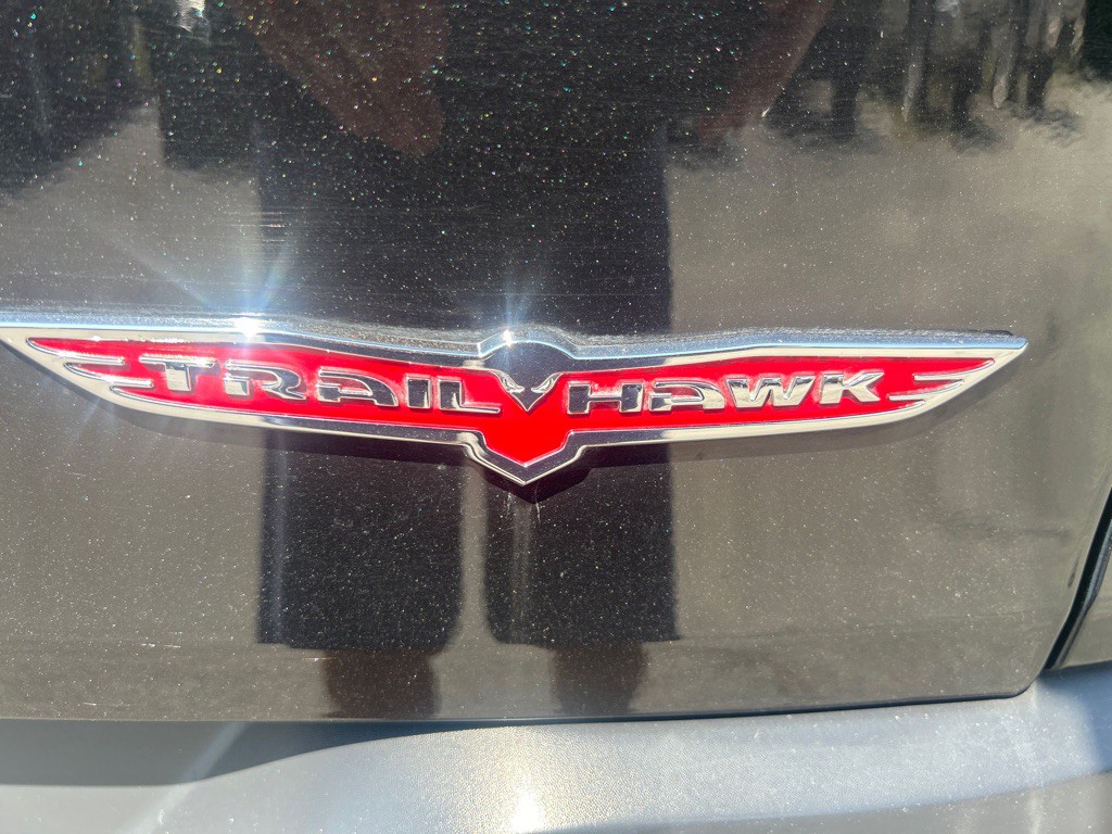 2016 Jeep Cherokee Image 34