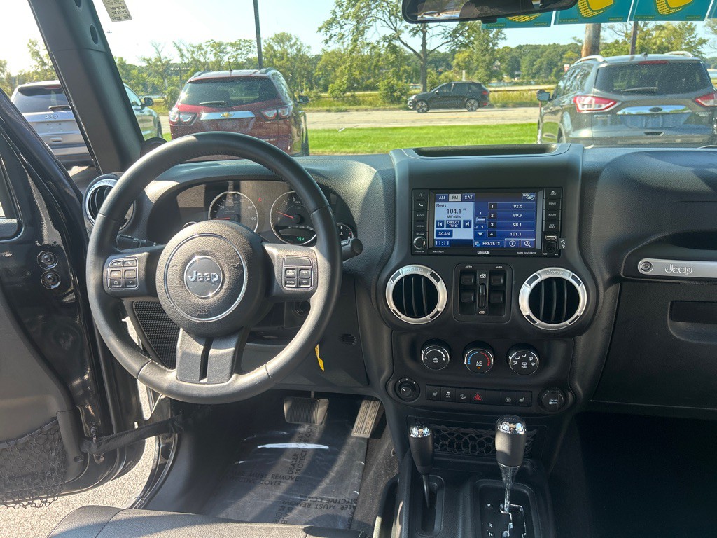 2012 Jeep Wrangler Unlimited Image 17
