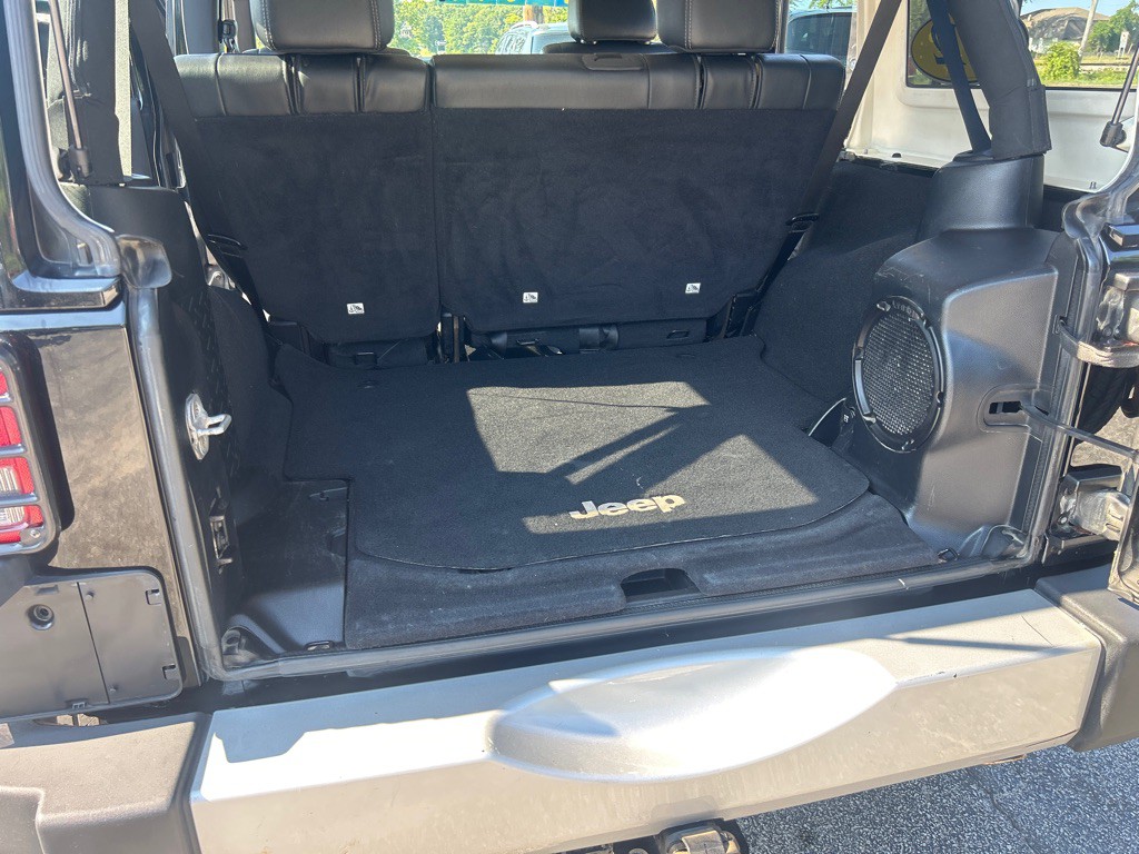 2012 Jeep Wrangler Unlimited Image 22