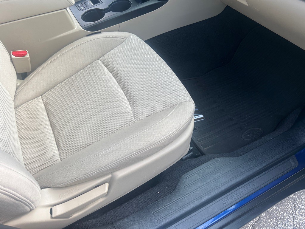 2017 Subaru Outback Image 16