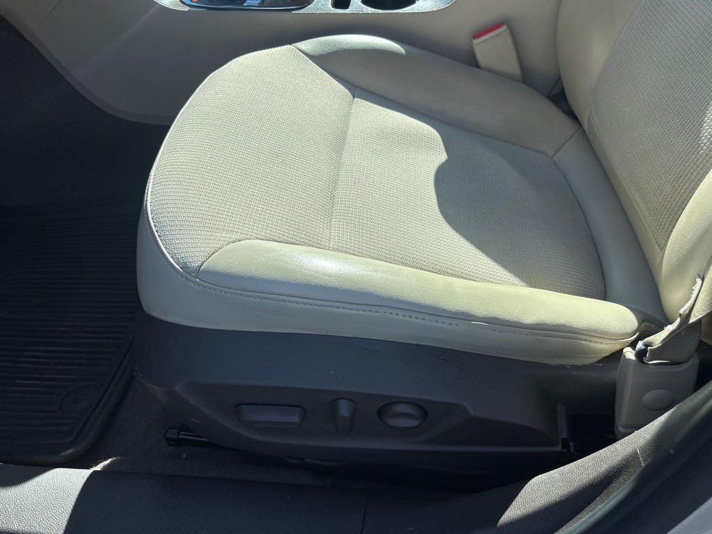 2016 Chevrolet Malibu Image 10